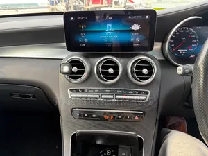 Mercedes-Benz GLC-Class 2021 White