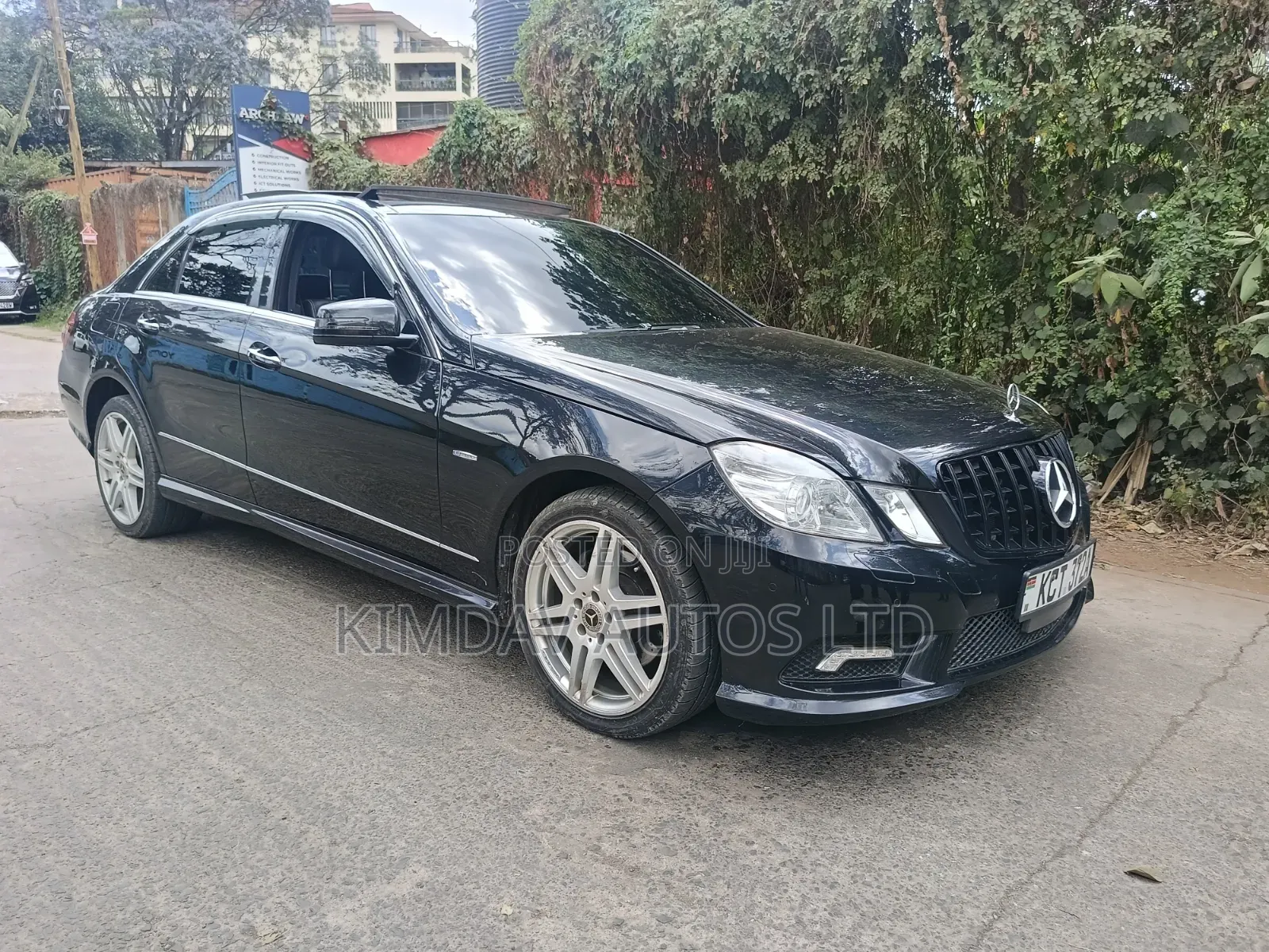 Mercedes-Benz E250 2011 Black