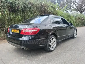 Mercedes-Benz E250 2011 Black