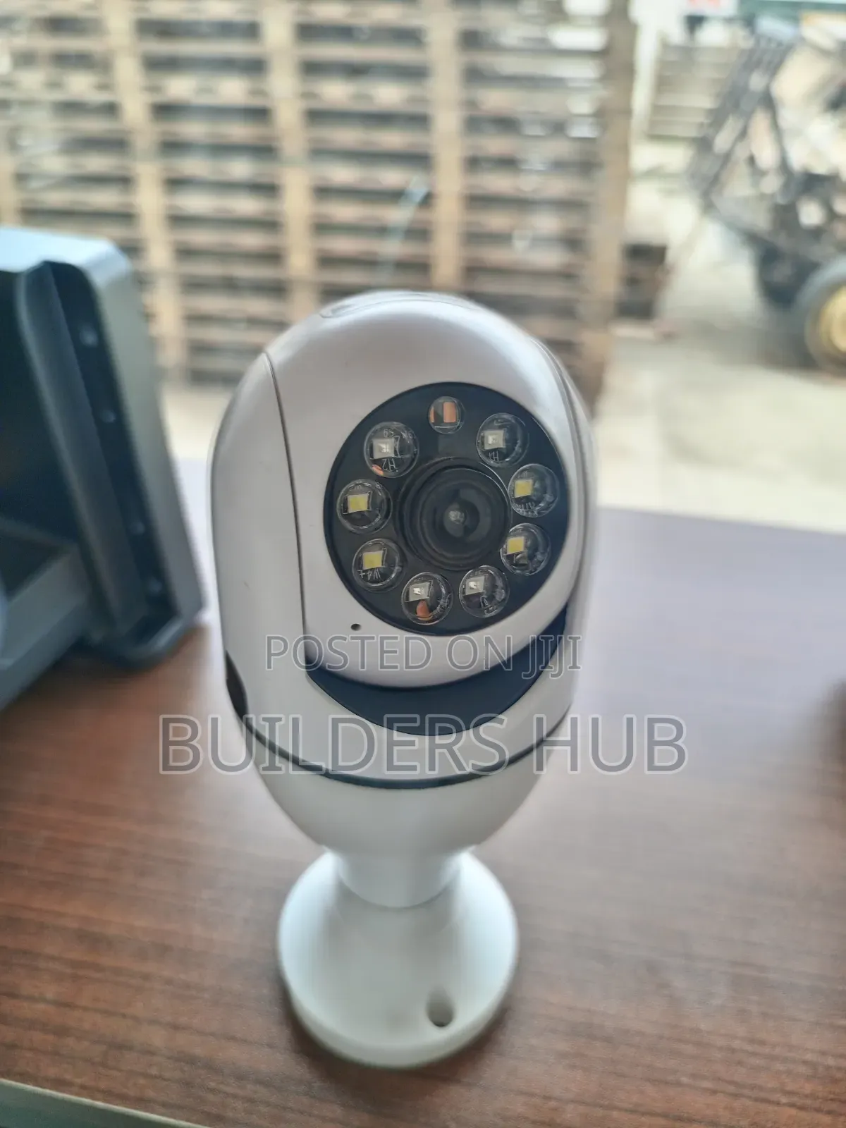 Vnekey 180° CCTV Camera