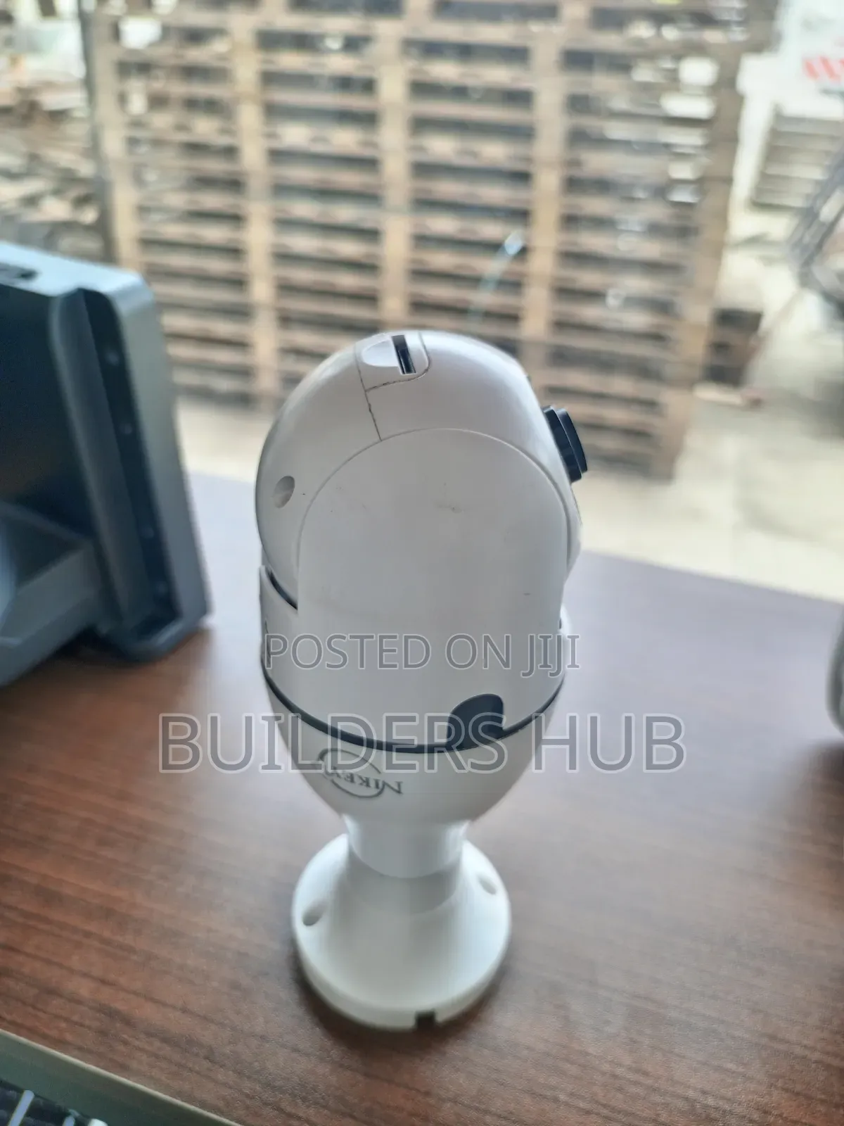 Vnekey 180° CCTV Camera