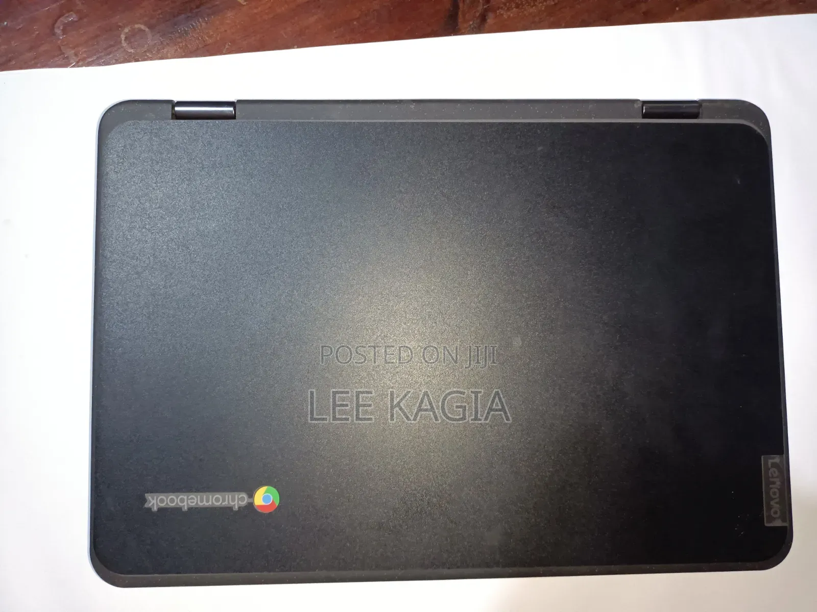 Laptop Lenovo 500e 8GB Intel Celeron HDD+SSD 72GB