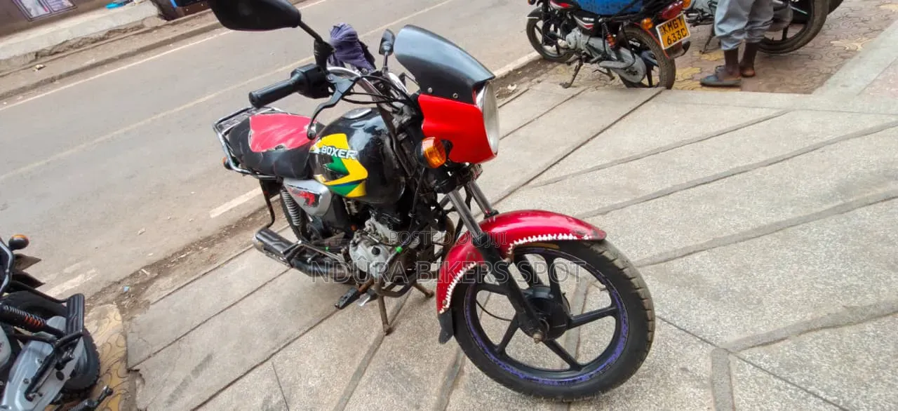 Bajaj Boxer 150 UG 2024 Black