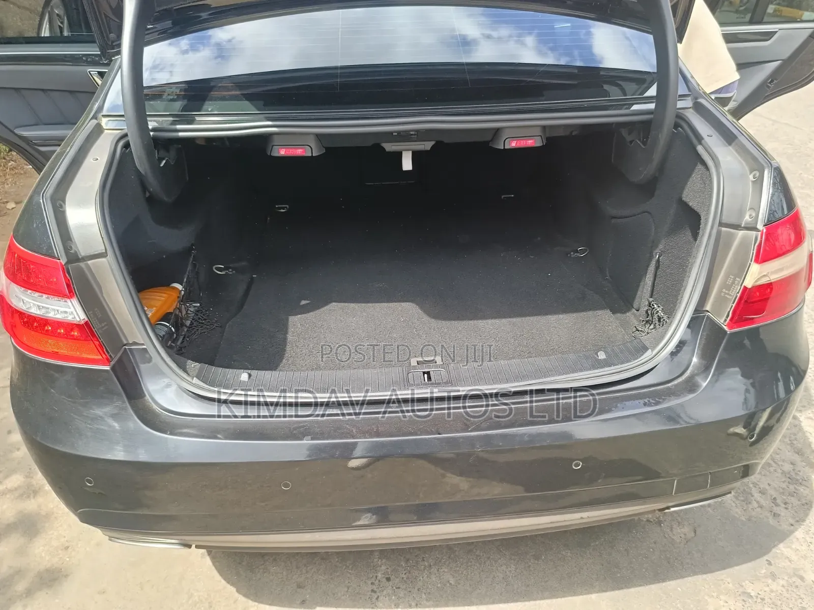 Mercedes-Benz E250 2011 Black