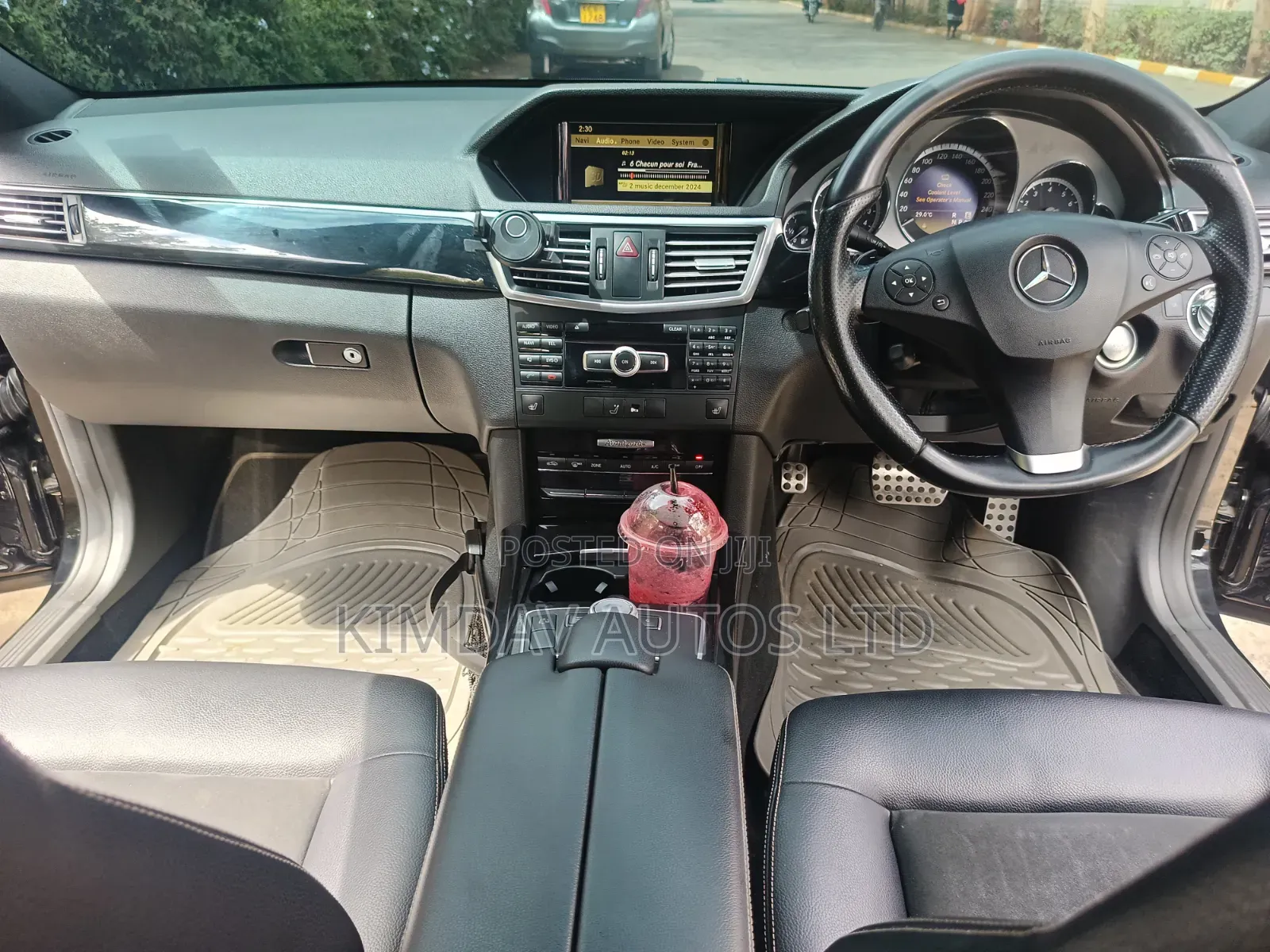 Mercedes-Benz E250 2011 Black