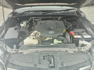 Toyota Fortuner 2019 Silver