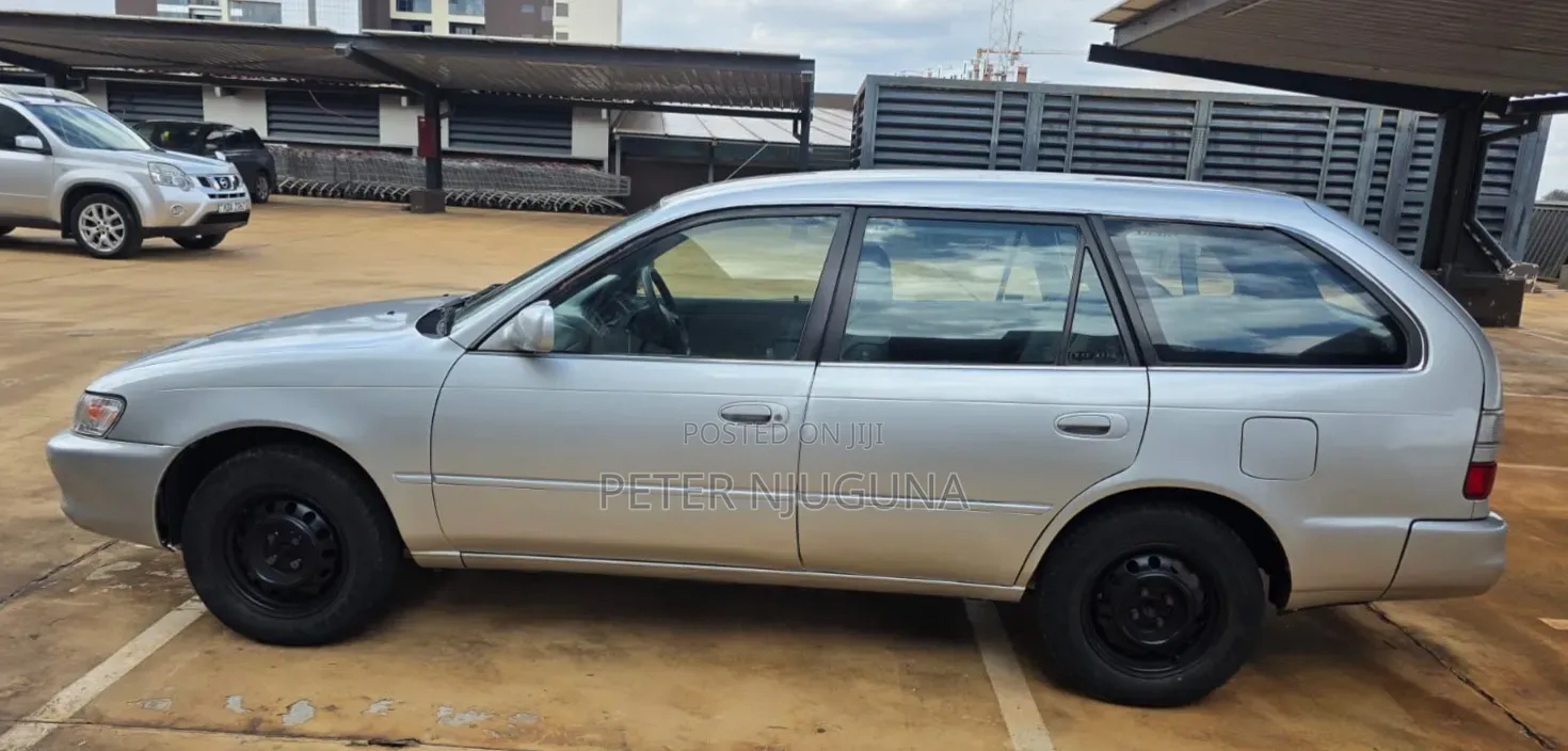 Toyota Corolla G-Touring 2001 Silver