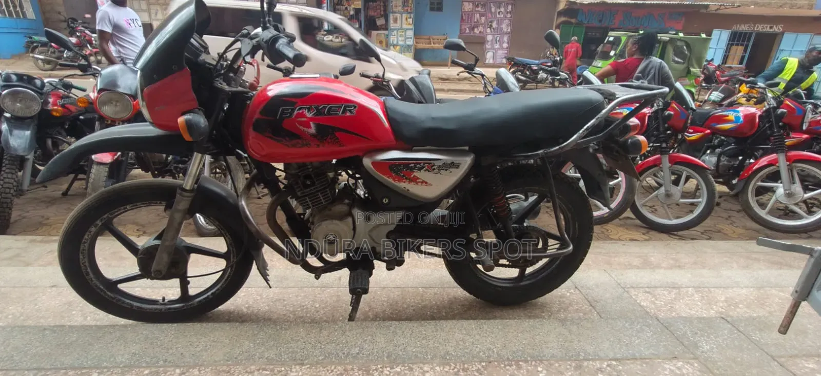 Bajaj Boxer 150 UG 2024 Red