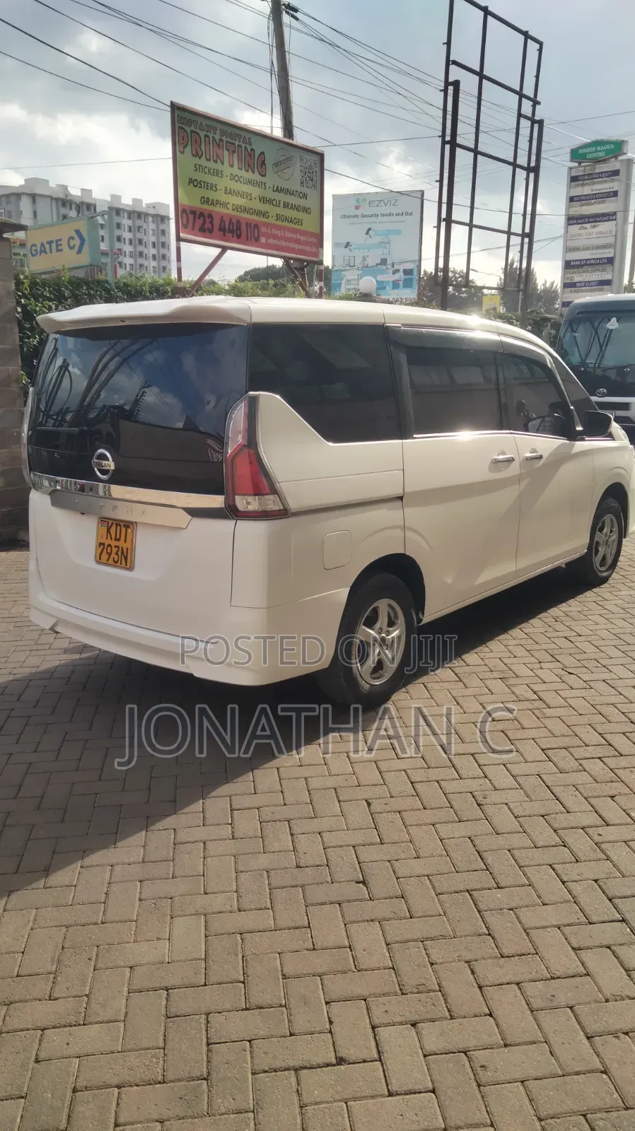 Nissan Serena 2016 White