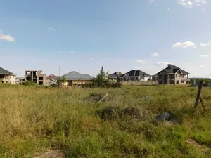 CHUNA 1⁄4 Plots for Sale