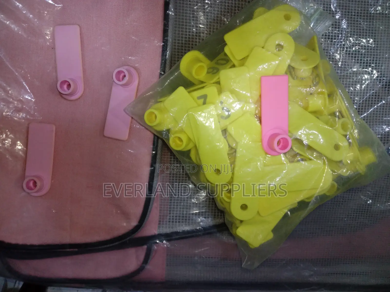 Ear Tags - Bold Number Identification