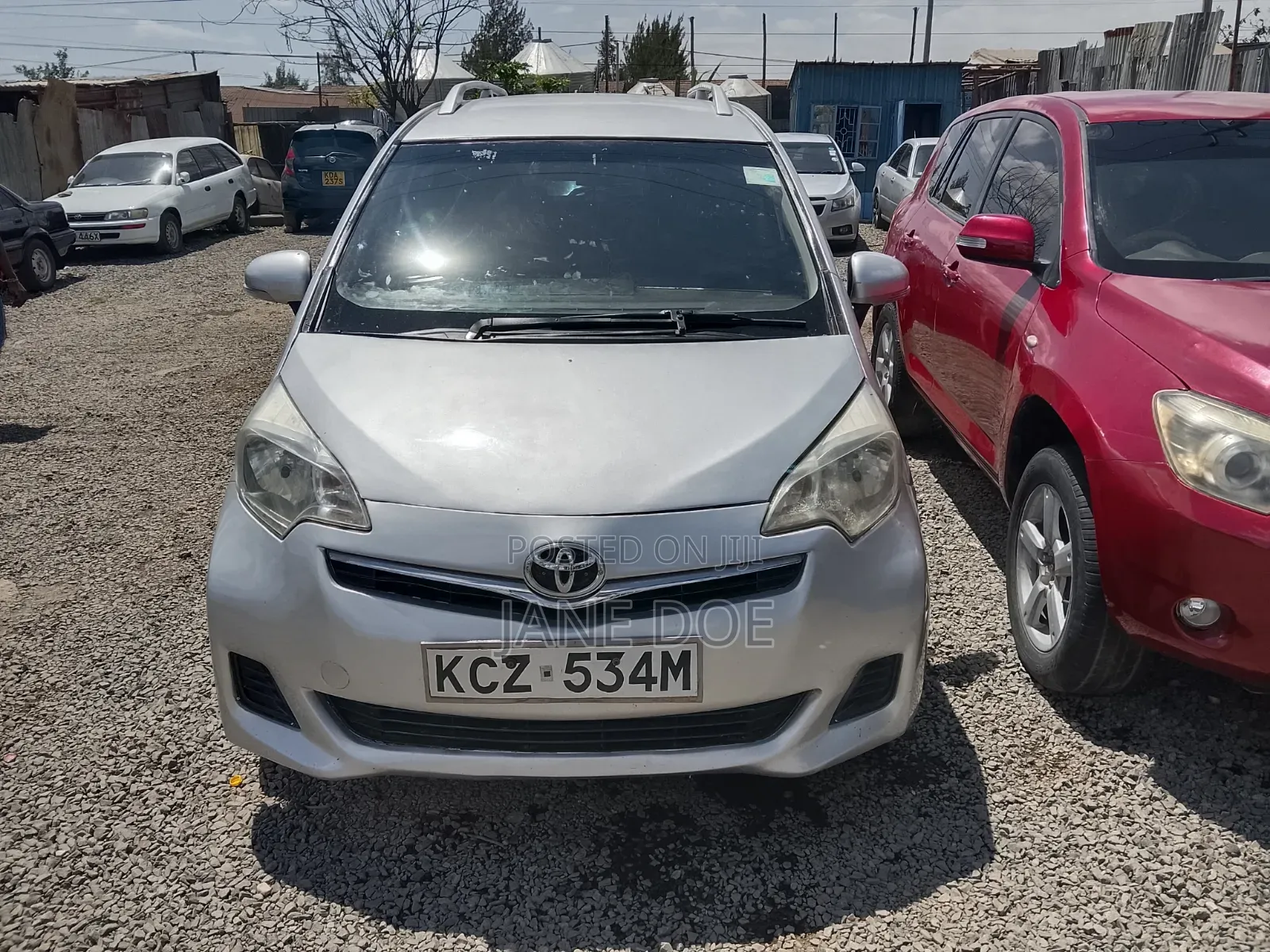 Toyota Ractis 2013 Silver