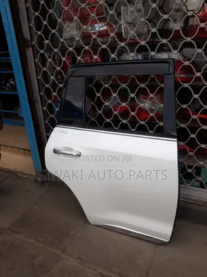 Lexus LX 570 Rear Doors
