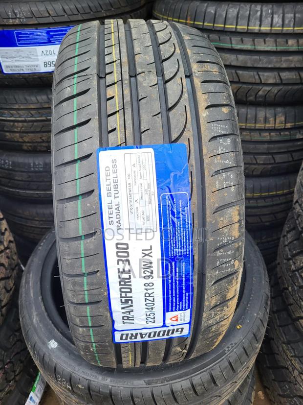 225/40r18 Goddard