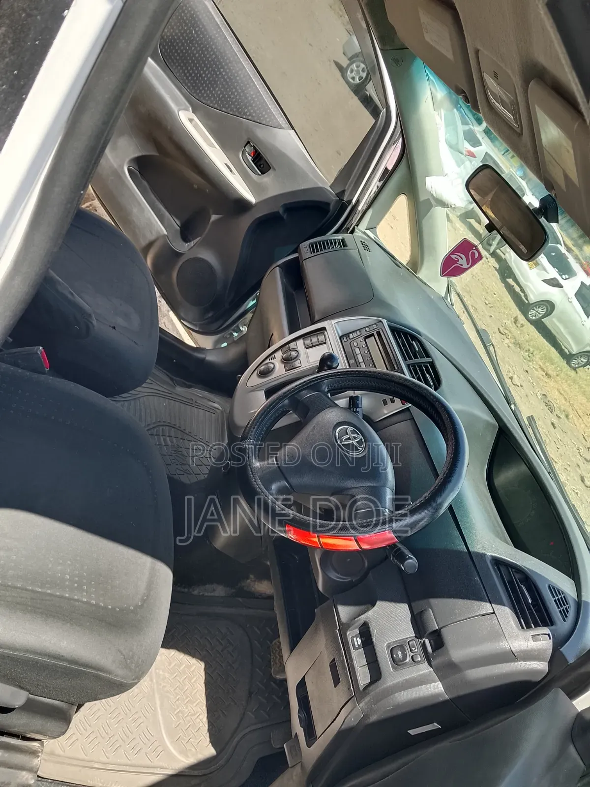 Toyota Ractis 2009 White