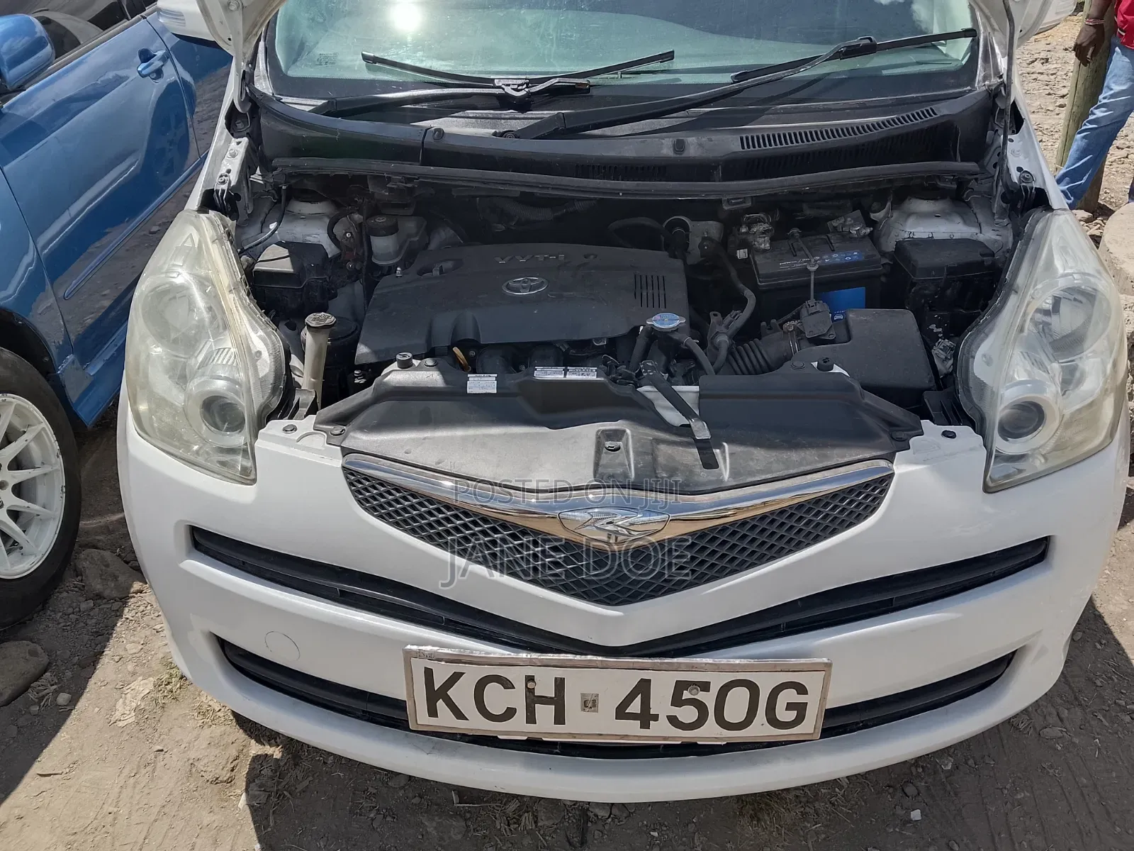 Toyota Ractis 2009 White
