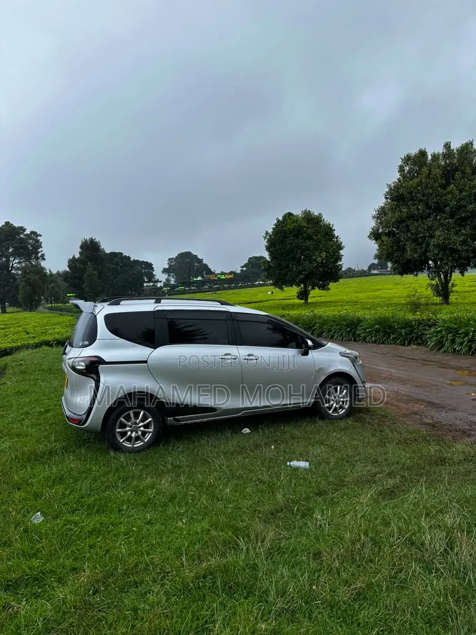 Toyota Sienta 2017 Silver