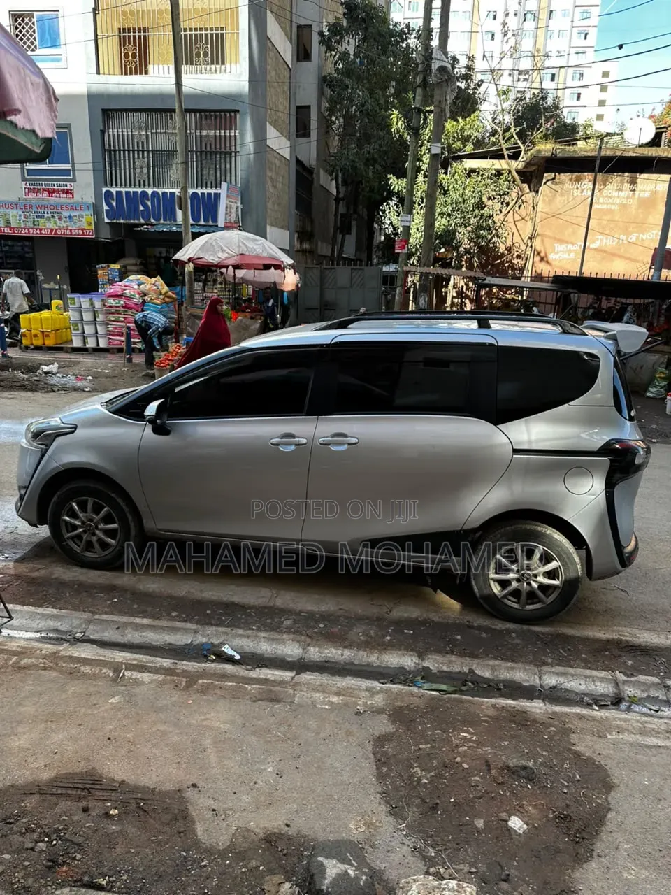 Toyota Sienta 2017 Silver