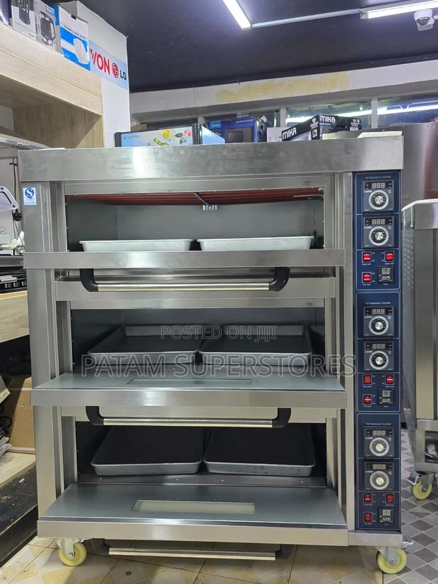 Commercial Oven 3 Deck 6 Tray - main view