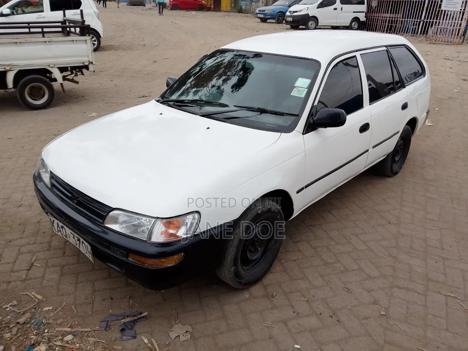Toyota Corolla 1998 White