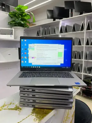 Laptop Dell Latitude 5320 16GB Intel Core i5 SSD 256GB