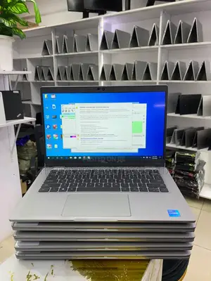 Laptop Dell Latitude 5320 16GB Intel Core i5 SSD 256GB