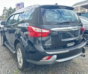 Isuzu MU-X 2017 Black
