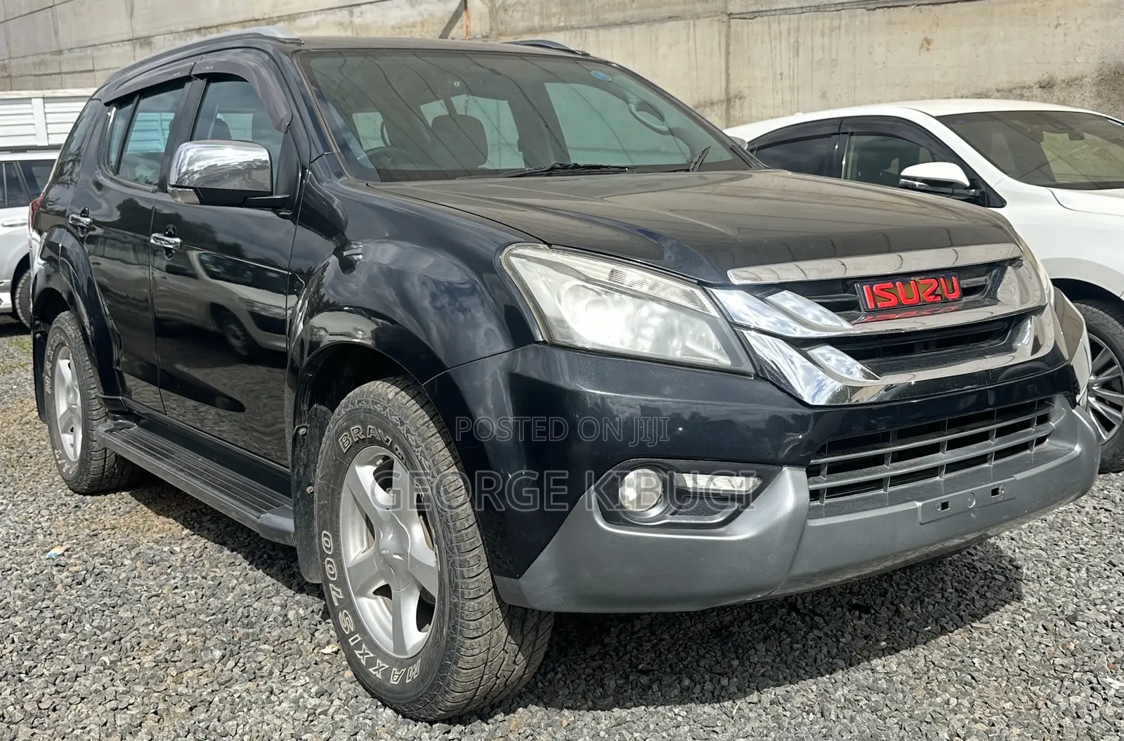 Isuzu MU-X 2017 Black