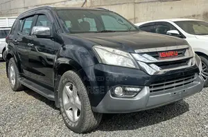 Isuzu MU-X 2017 Black