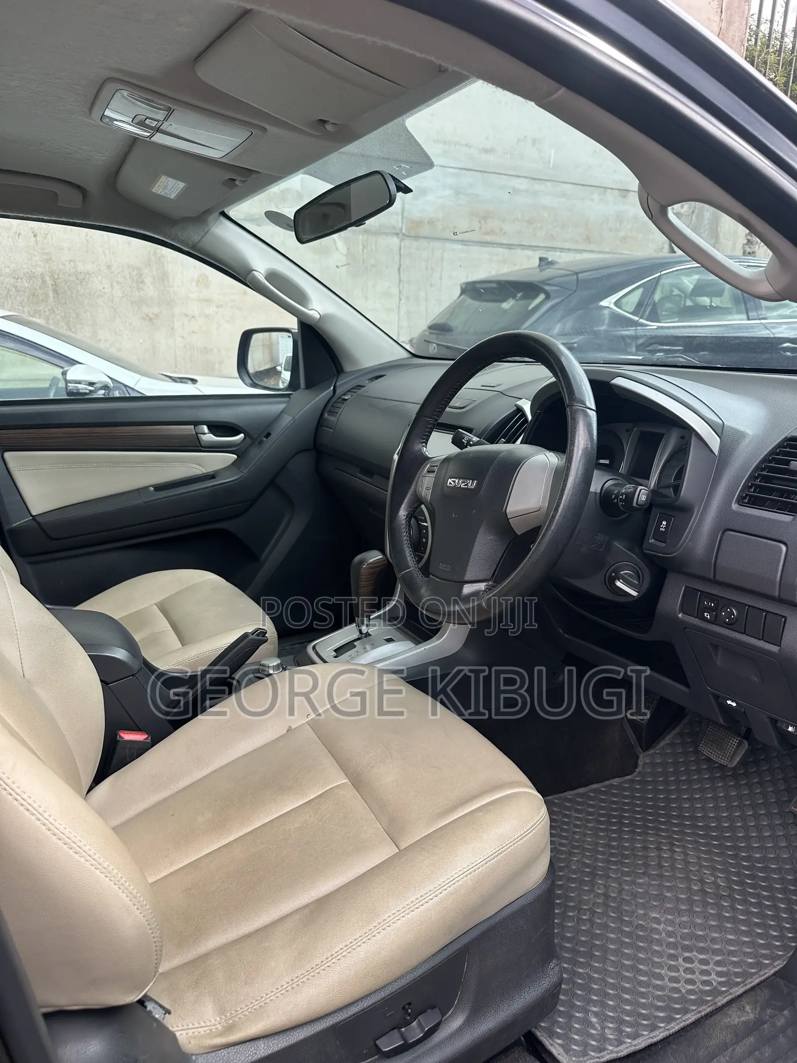 Isuzu MU-X 2017 Black