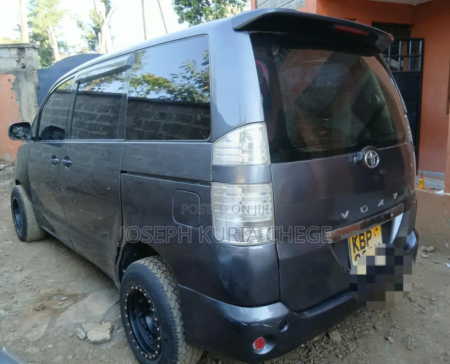 Toyota Voxy 2005 Gray