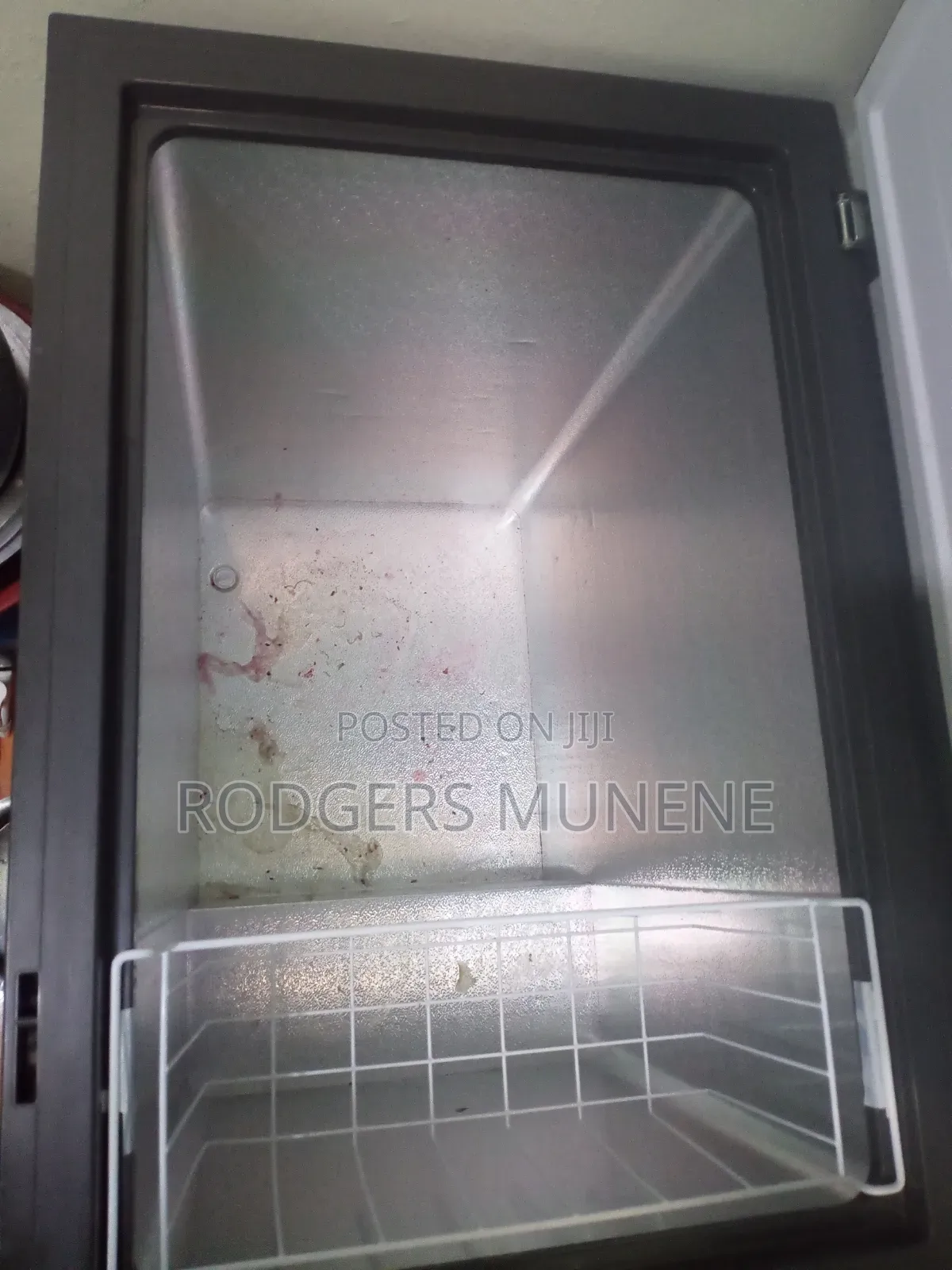 Hisense Dual Function Freezer and Refrigeration. Model FC-26DD45A