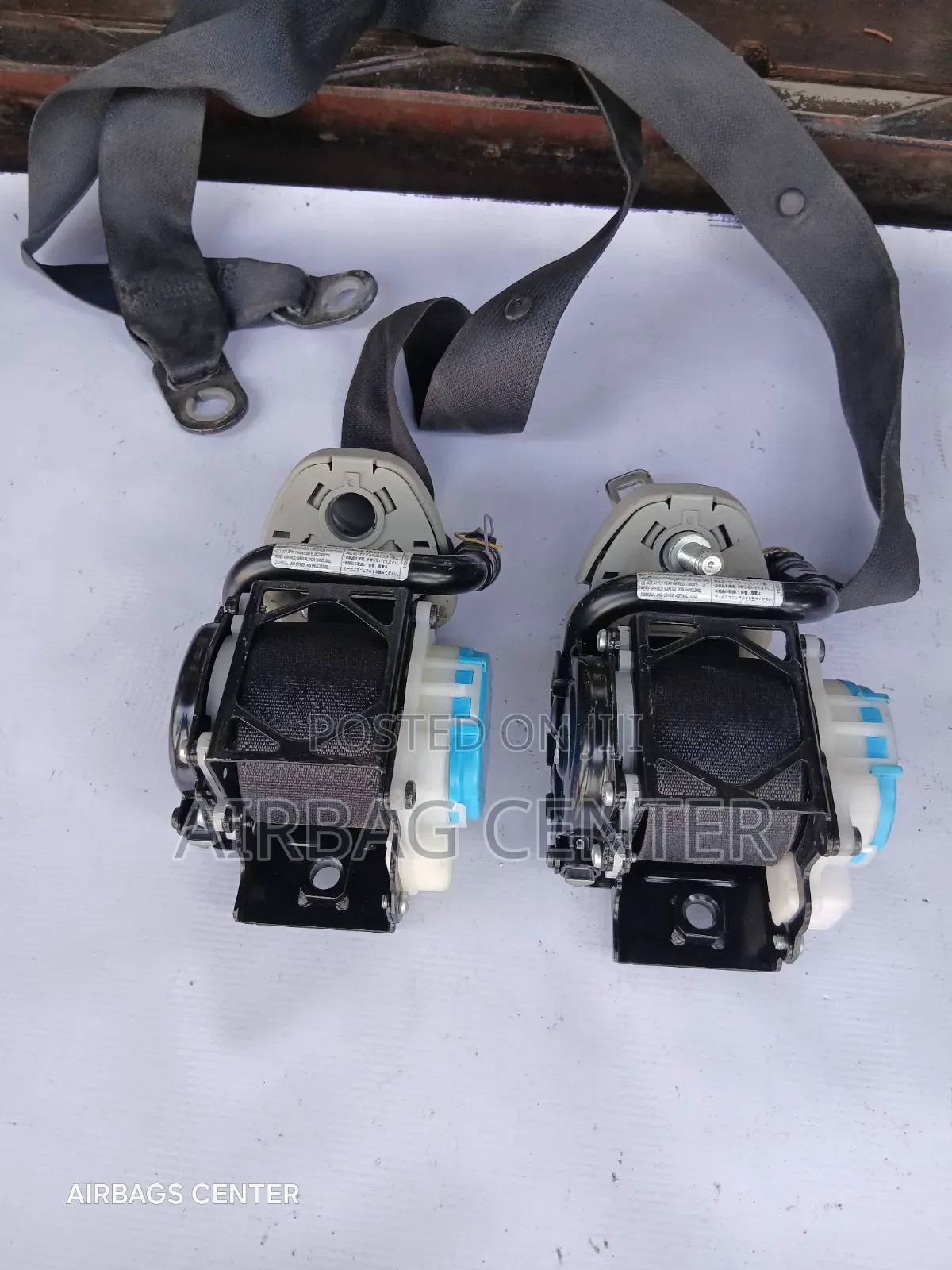 Mazda Carol Seatbelts