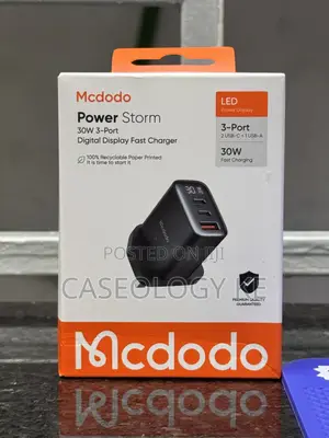 McDodo 30W 3-Port Fast Charger With Digital Display