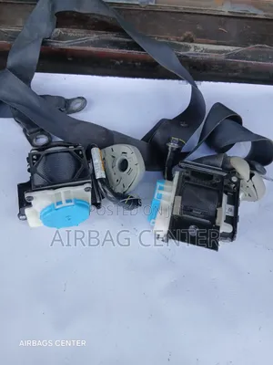 Mazda Carol Seatbelts