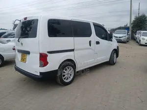 Nissan NP200 2012 White