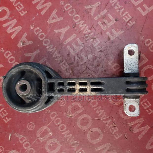 Front Engine Mount Honda Stream - thumbnail 2