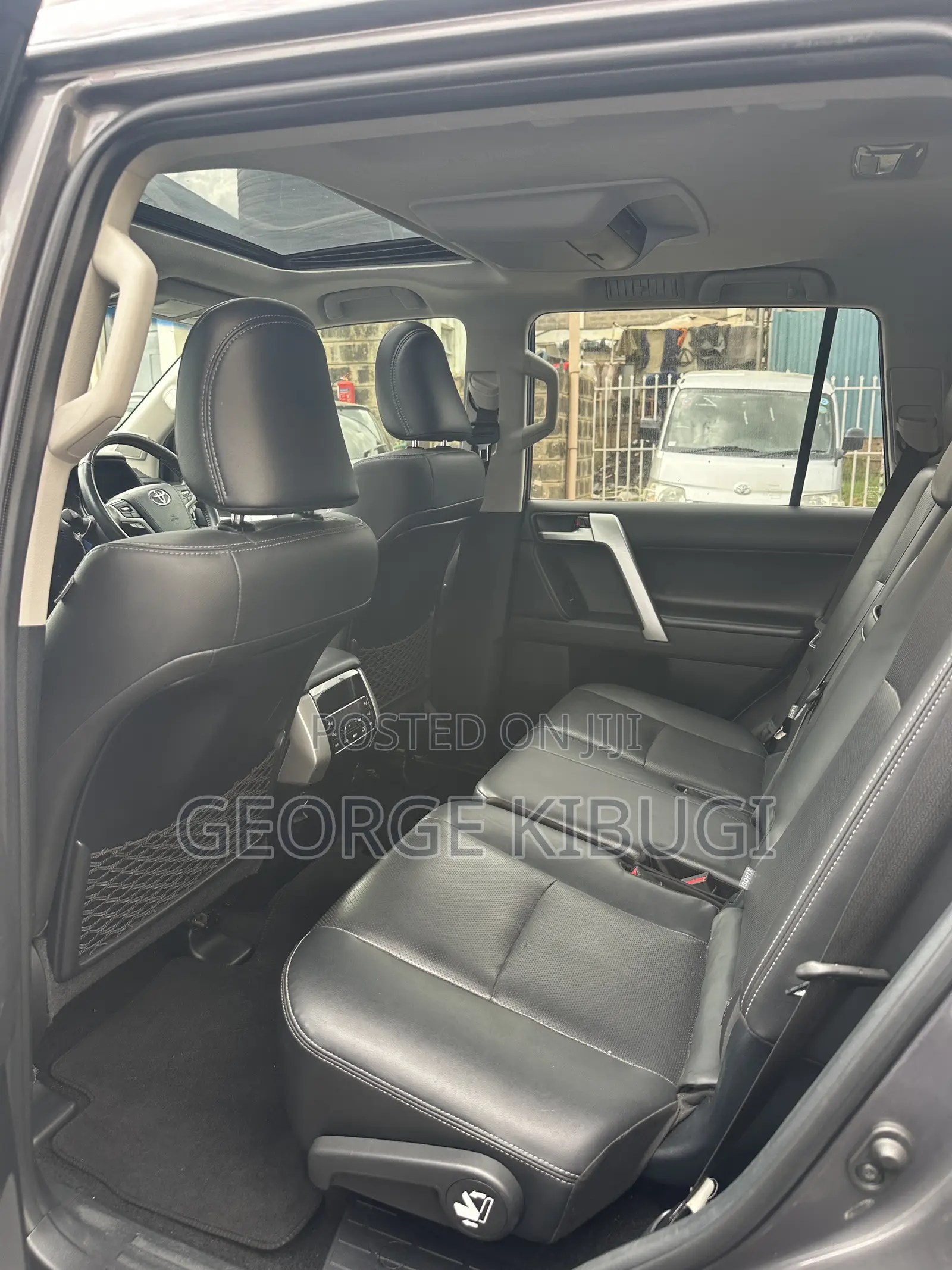 Toyota Land Cruiser Prado 2019 Gray