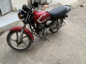 TVS HLX 125 2020 Red