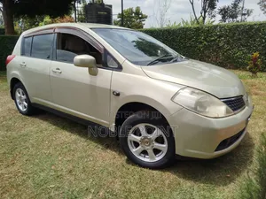 Nissan Tiida 2008 Gray