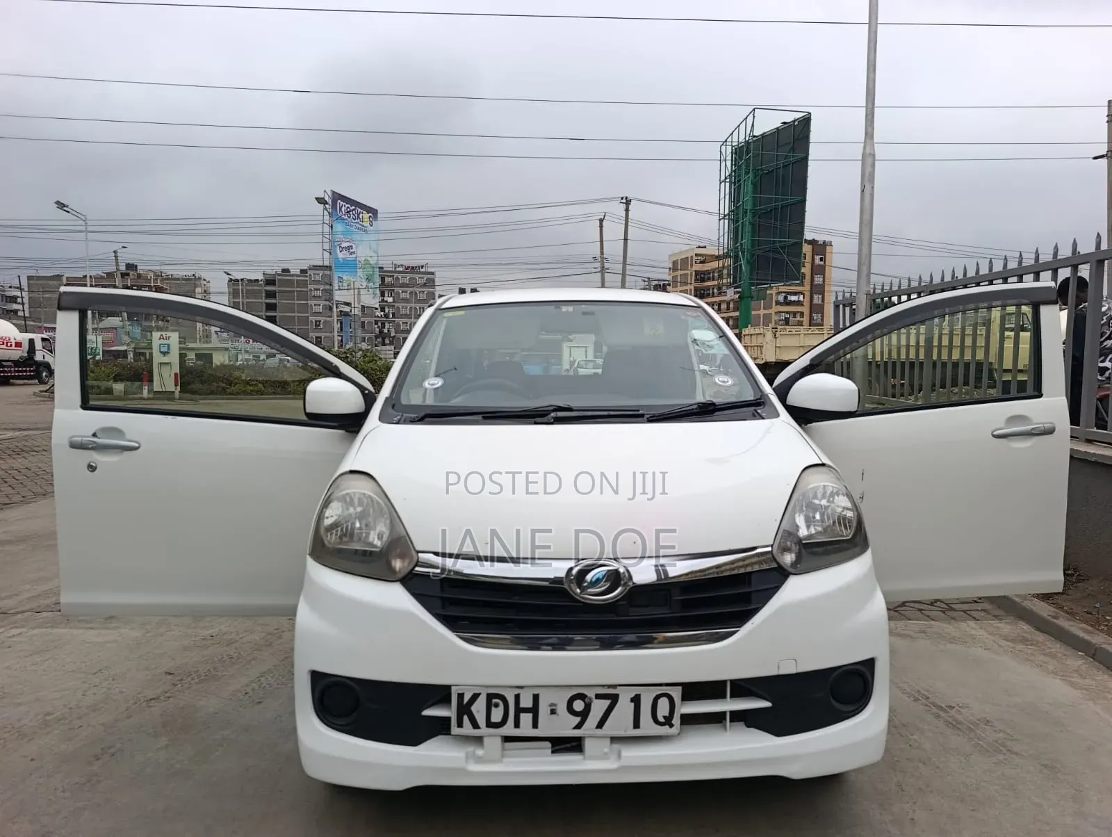 Daihatsu Mira 2015 White