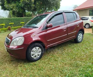 Toyota Vitz 2003 Maroon