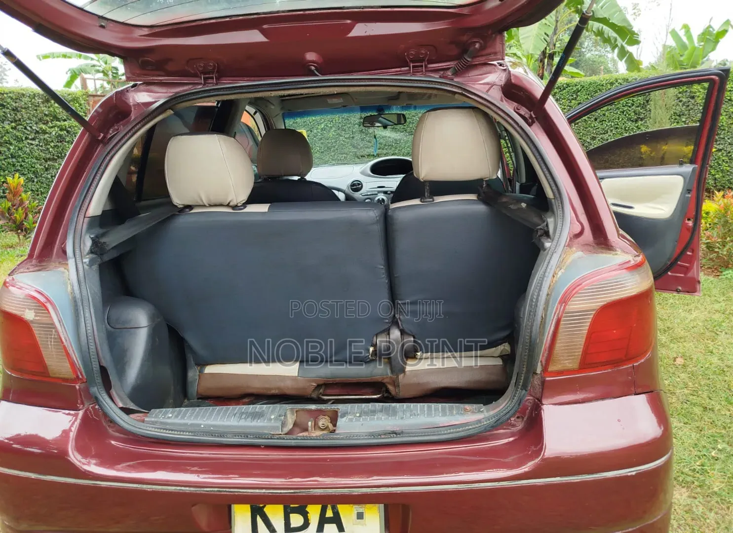 Toyota Vitz 2003 Maroon