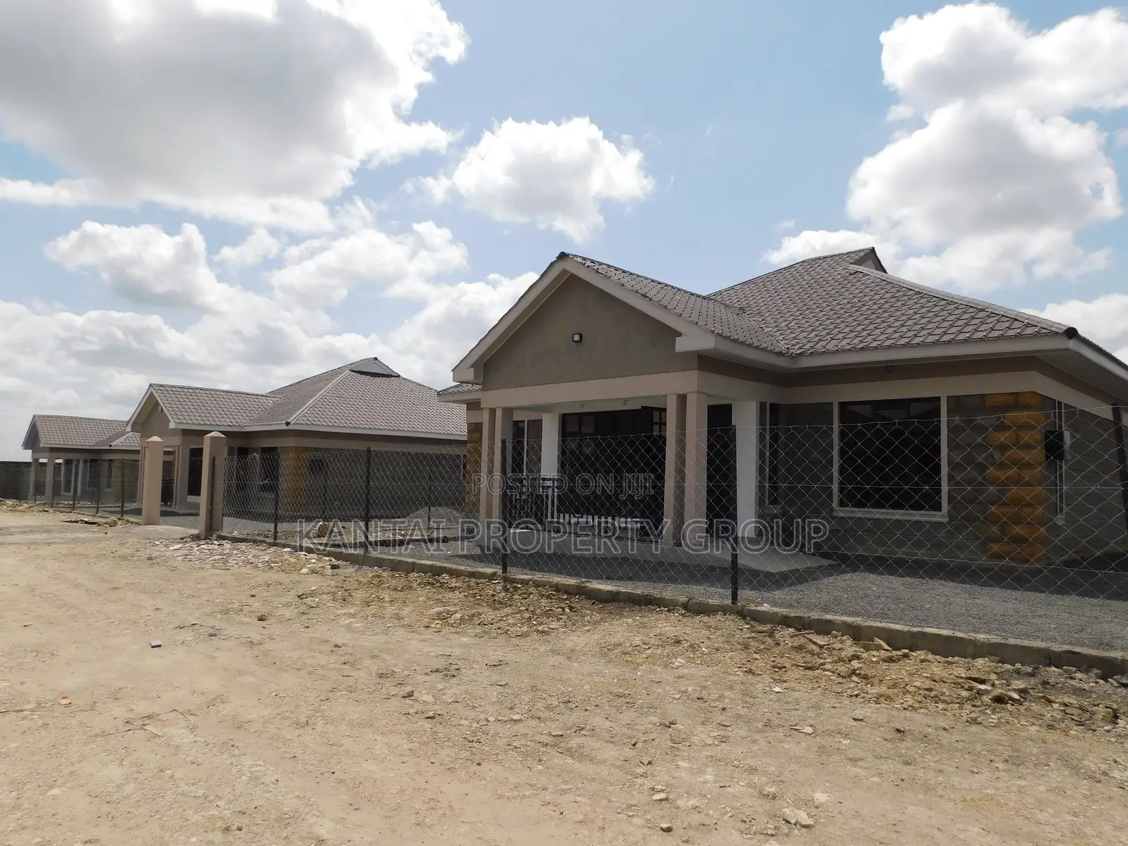 3bdrm Bungalow in Jacaranda, Kitengela for sale