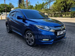 Honda Vezel 2017 Red