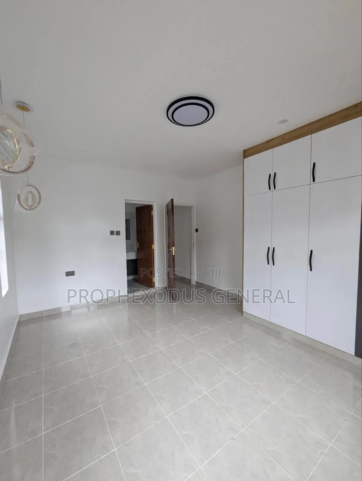 3bdrm Bungalow in Matasia for sale