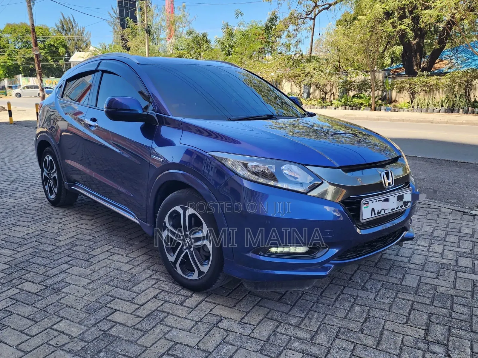 Honda Vezel 2017 Red