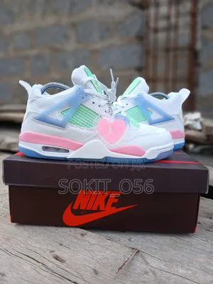 Air Jordan 4 Retro GS "Valentine's Day,"