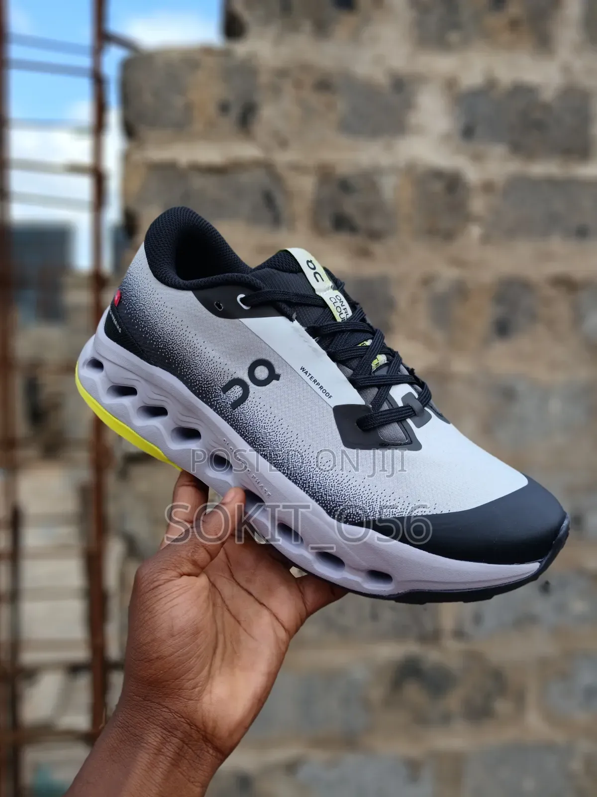 On Cloudsurfer Sneaker