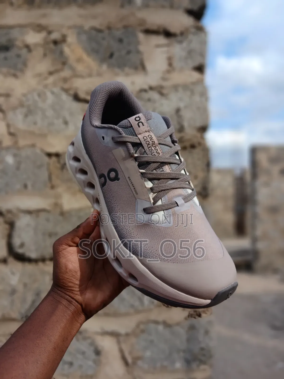 On Cloudsurfer Sneaker